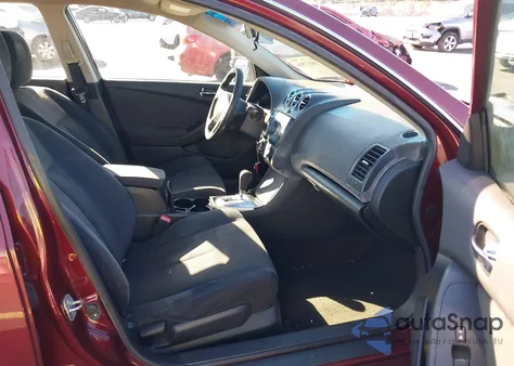 2011 Nissan Altima 2.5 S z USA, uszkodzony, nr VIN 1N4AL2AP7BC148639